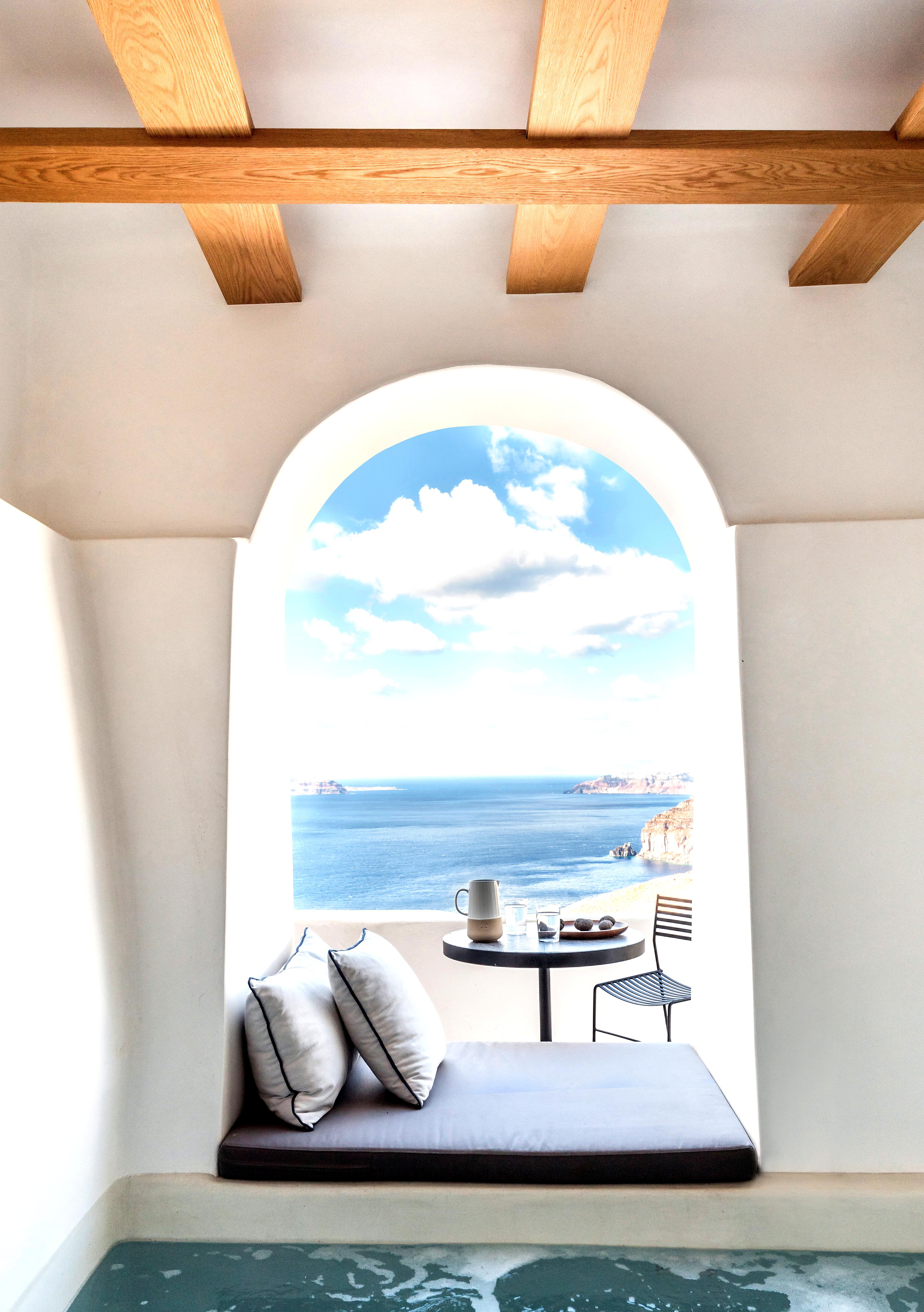 Porto Fira Suites